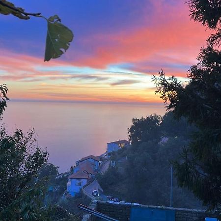 Panoramic Viewpoint Villa Аджерола Екстериор снимка
